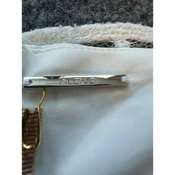 NWT $880 Alexis Legends Macrame White Fit and Flare Maxi Dress Ss L Boho… - Picture 12 of 16